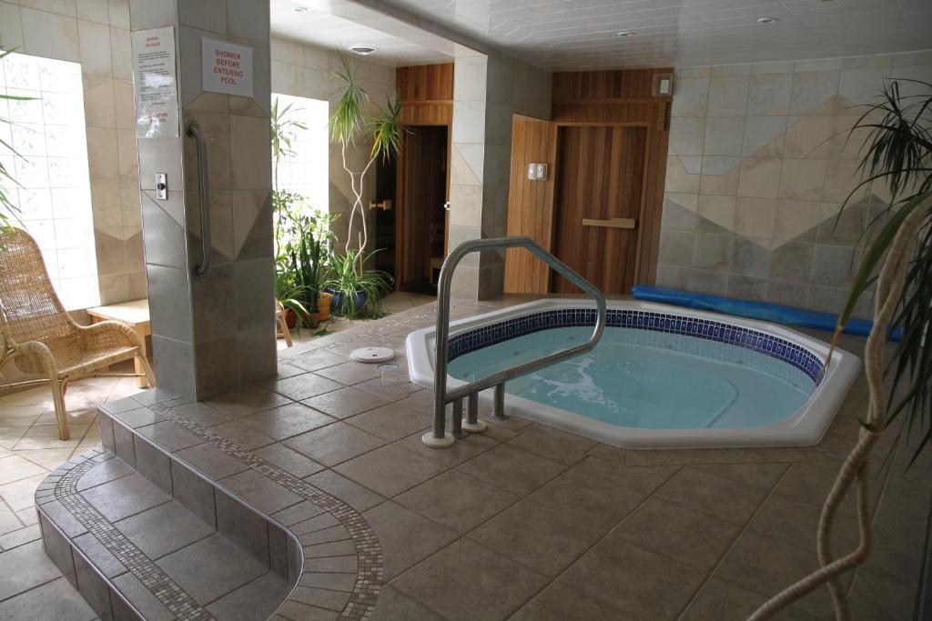Waterfront Inn Pentiction Zewnętrze zdjęcie