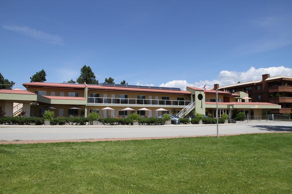 Waterfront Inn Pentiction Zewnętrze zdjęcie