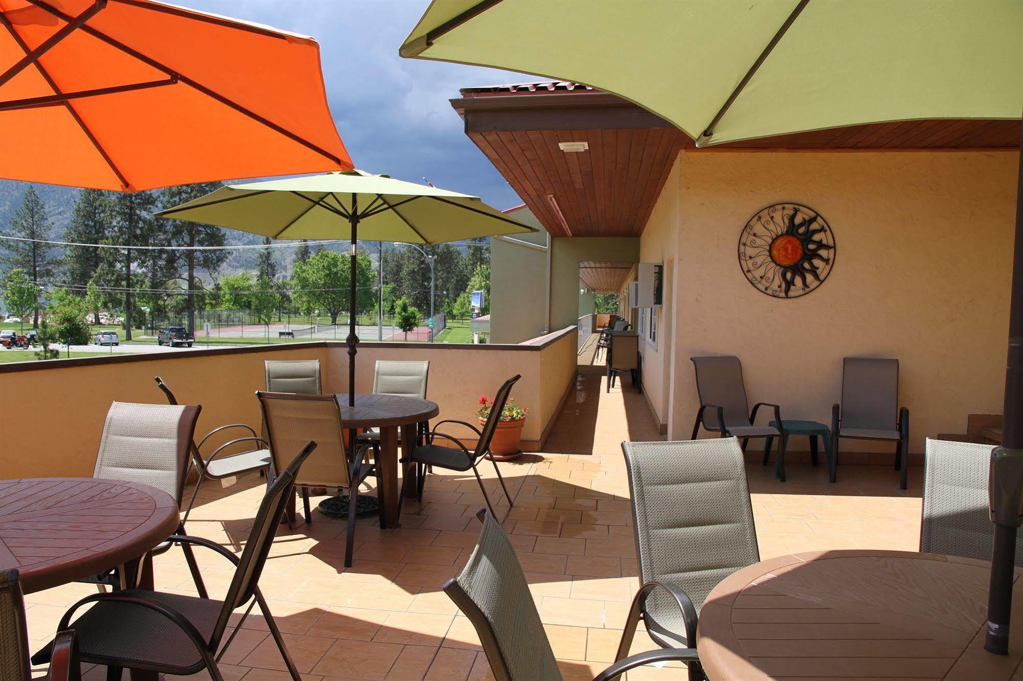 Waterfront Inn Pentiction Zewnętrze zdjęcie